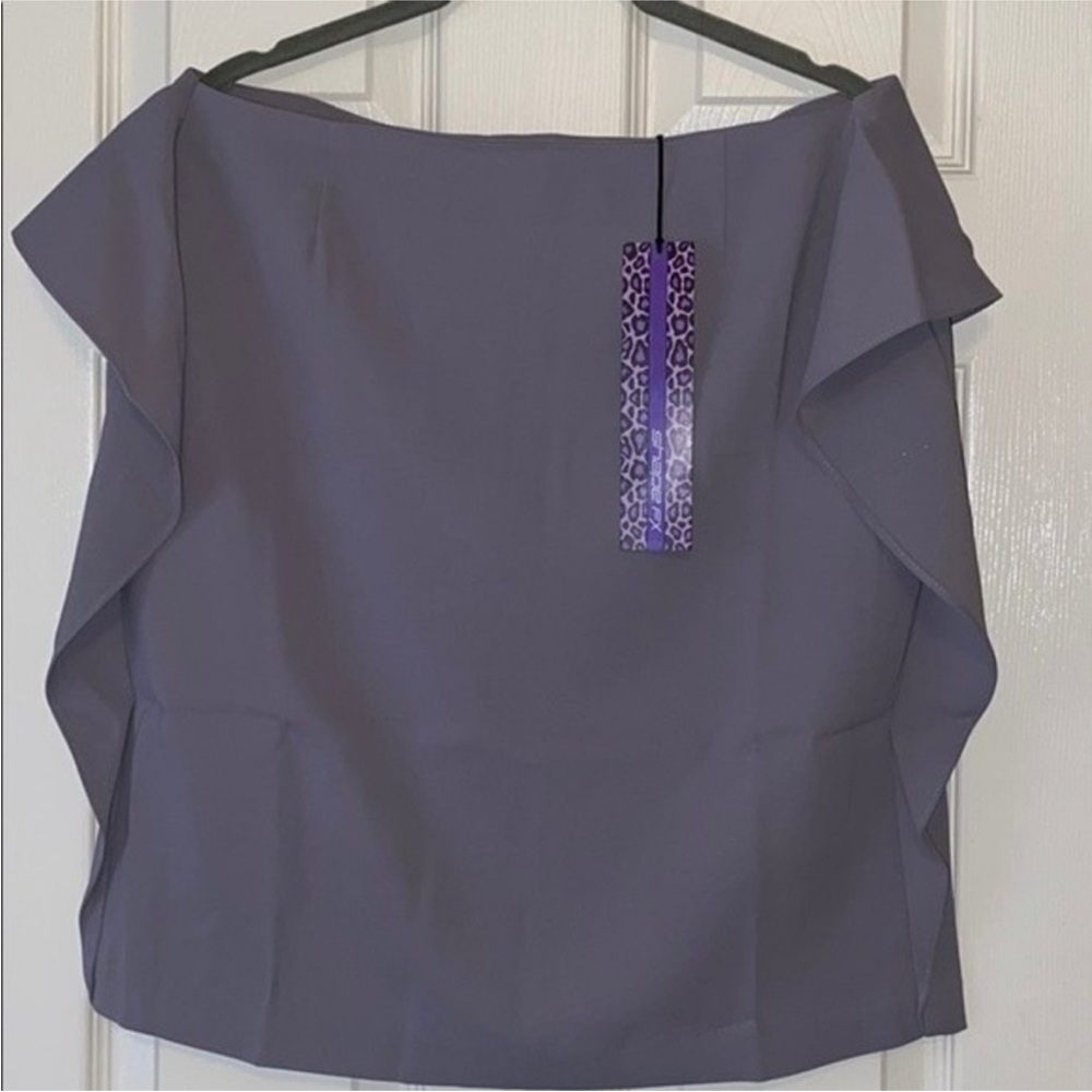 Skirt with built in shaping panels